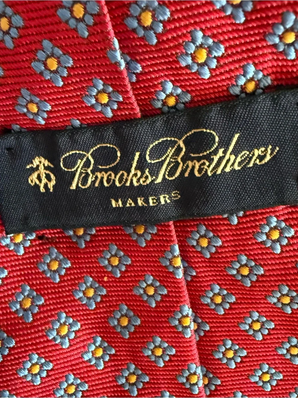 Brooks Brothers Red Real Silk Tie with Blue Cream Geometric Pattern Made in USA